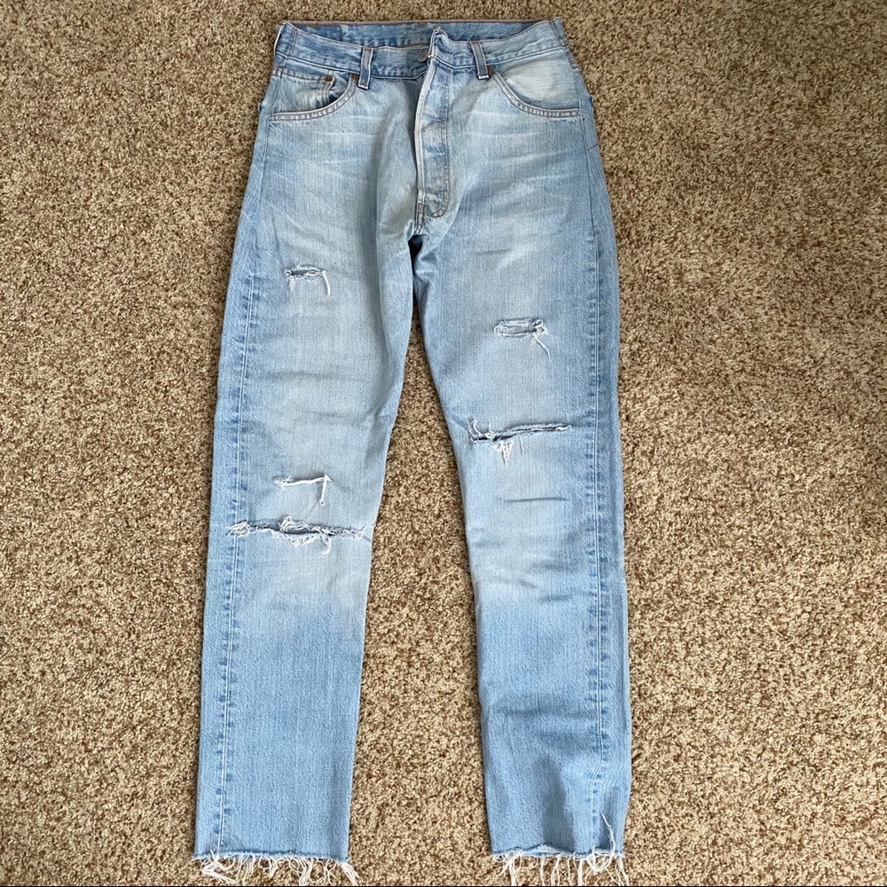 • vintage distressed Levi 501’s •